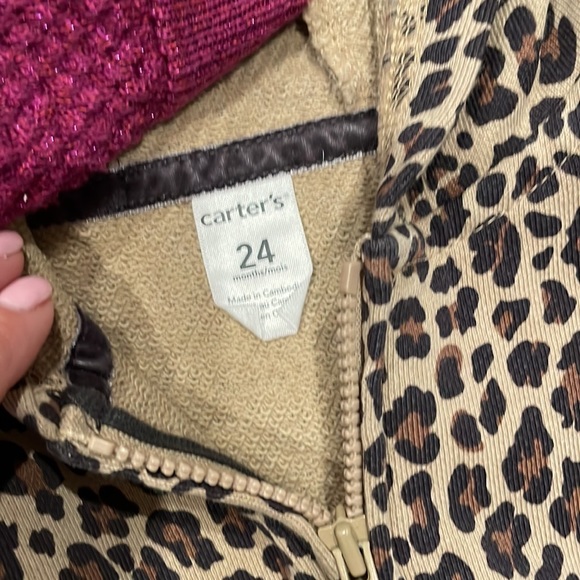 Jackets bundle sizes 9-24 months Carter’s Genuine kids and Cherokee - Picture 4 of 6